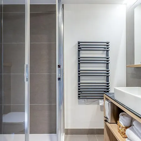 Apartment De Standing 4 Pieces, Spa, Parking, - Fr-1-810-10 Les Saisies